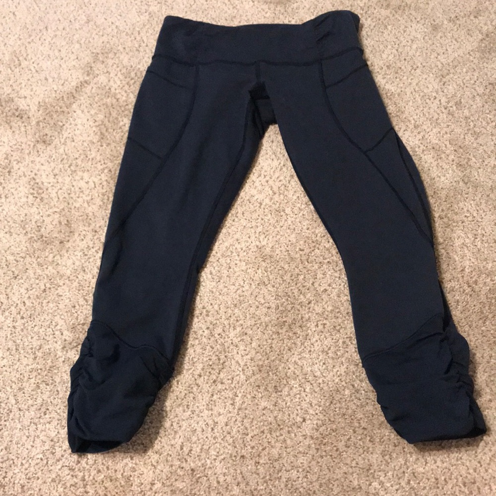 Lulu lemon leggings size 6